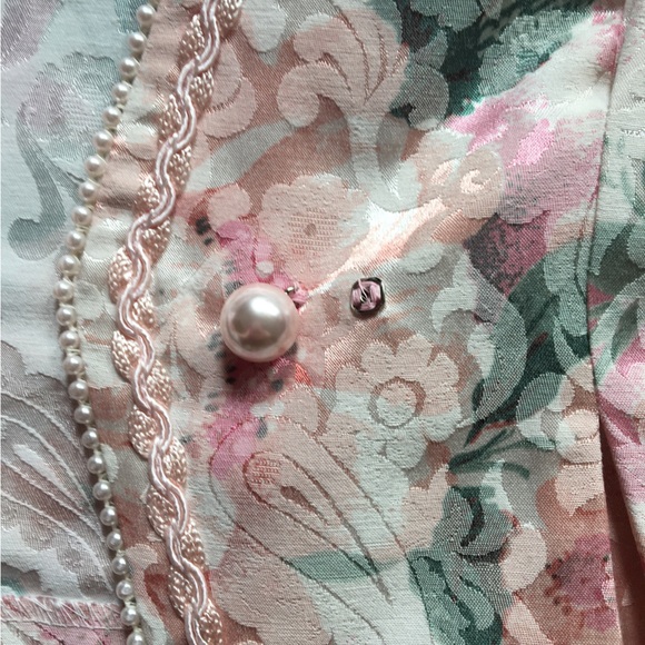 Vintage Floral Pearl Embroidered Jacket - Picture 5 of 6